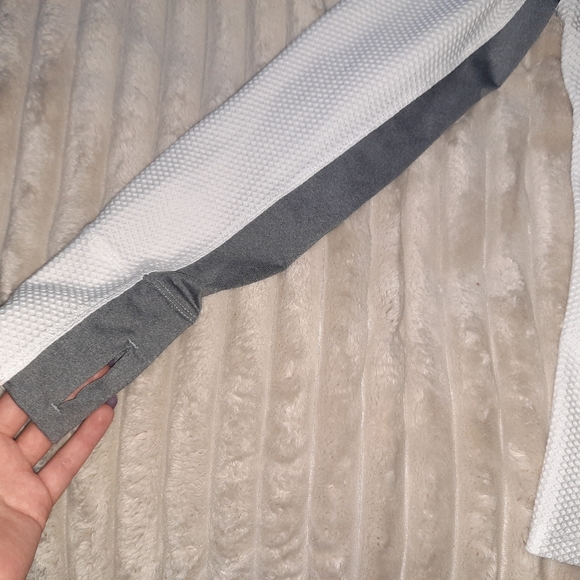 Calvin Klein Performance Jacket white - Picture 6 of 7